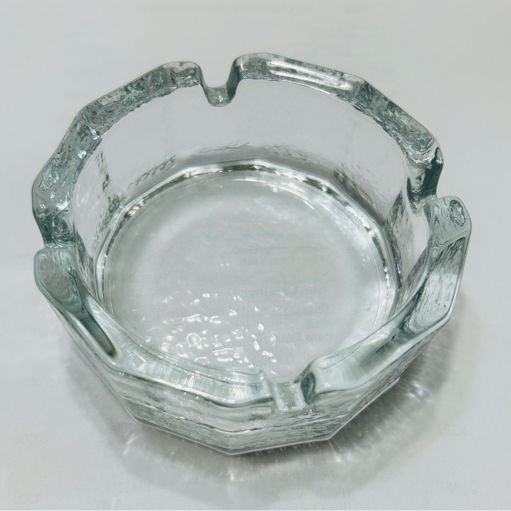 Vintage Blenko ashtray, Dodgecagon 12 sided, textured. Very collectible! Mint!